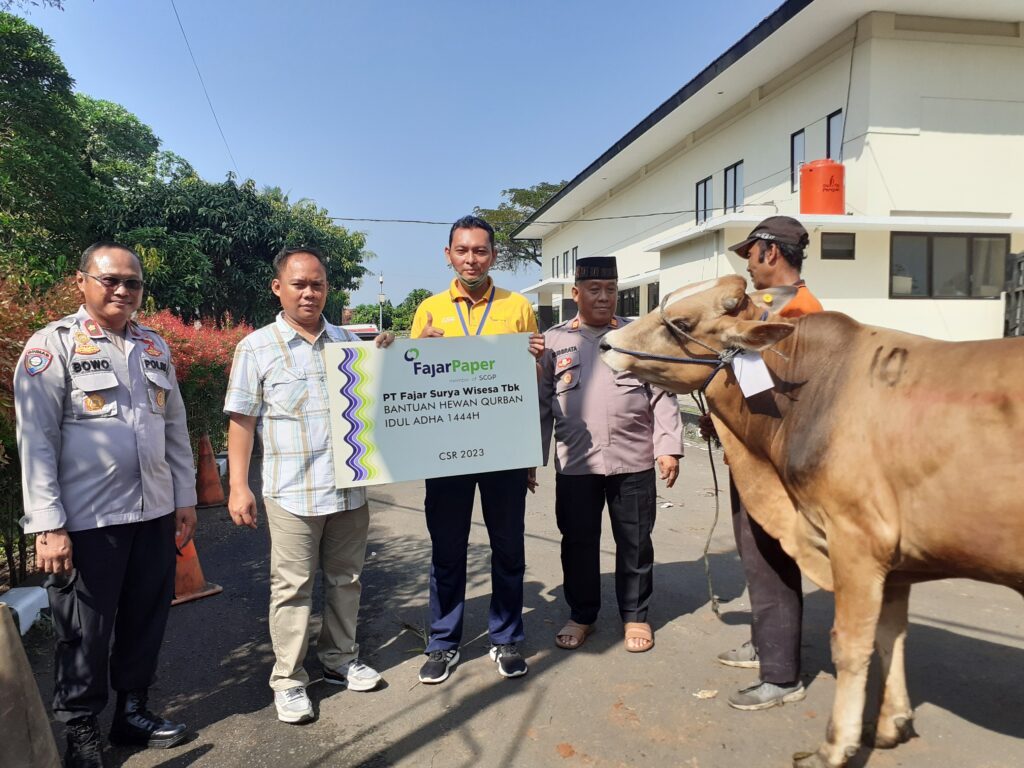 FajarPaper Handed Over 96 Qurban Animals Ahead of Eid al-Adha 1444 H