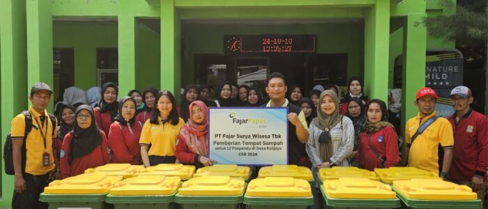 FajarPaper Berikan Tempat Sampah dan Gelar Giat Bersih Kali, Dukung Kebersihan Lingkungan dan Kesehatan Masyarakat di Cikarang Barat FajarPaper Berikan Tempat Sampah dan Gelar Giat Bersih Kali, Dukung Kebersihan Lingkungan dan Kesehatan Masyarakat di Cikarang Barat